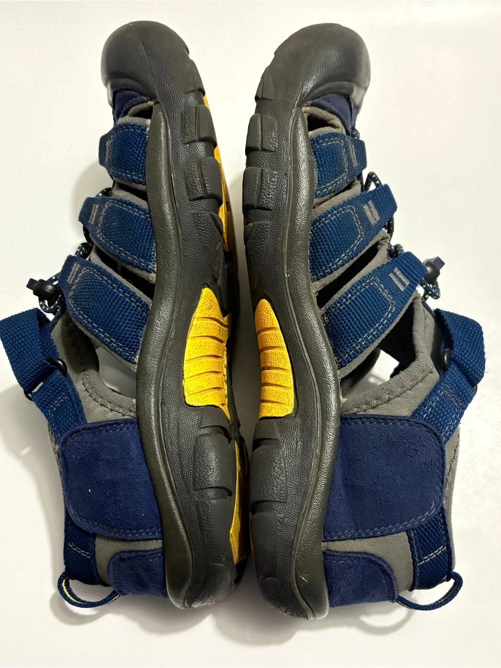 KEEN Kids Newport H2 Sandals Blue Yellow Size 5 CLEARANCE CLOSE OUT
